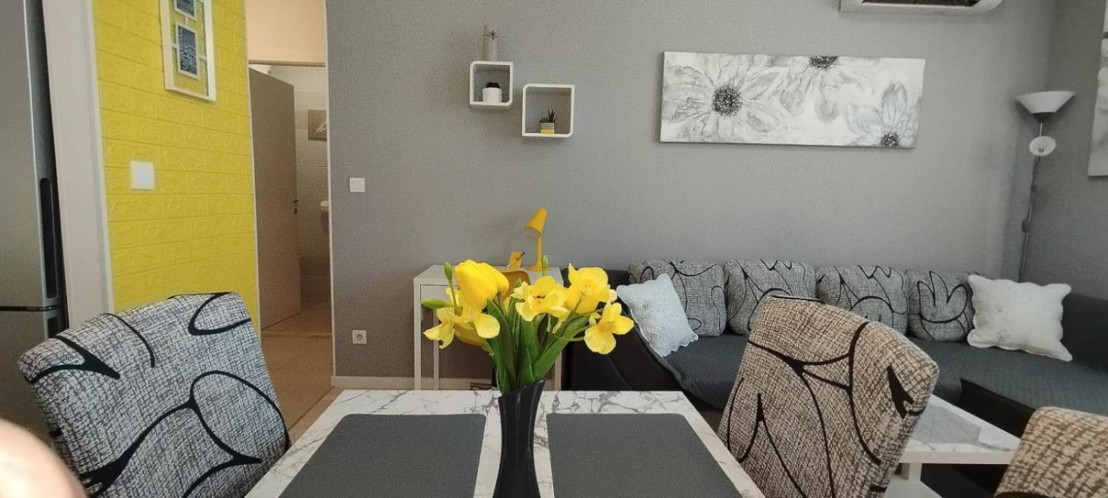 Verdi With Free Private Parking Space Apartament