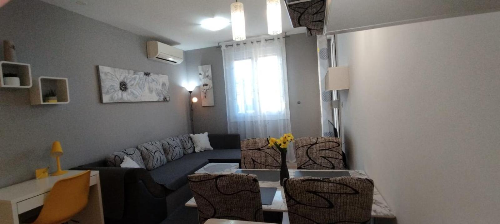 Verdi With Free Private Parking Space *