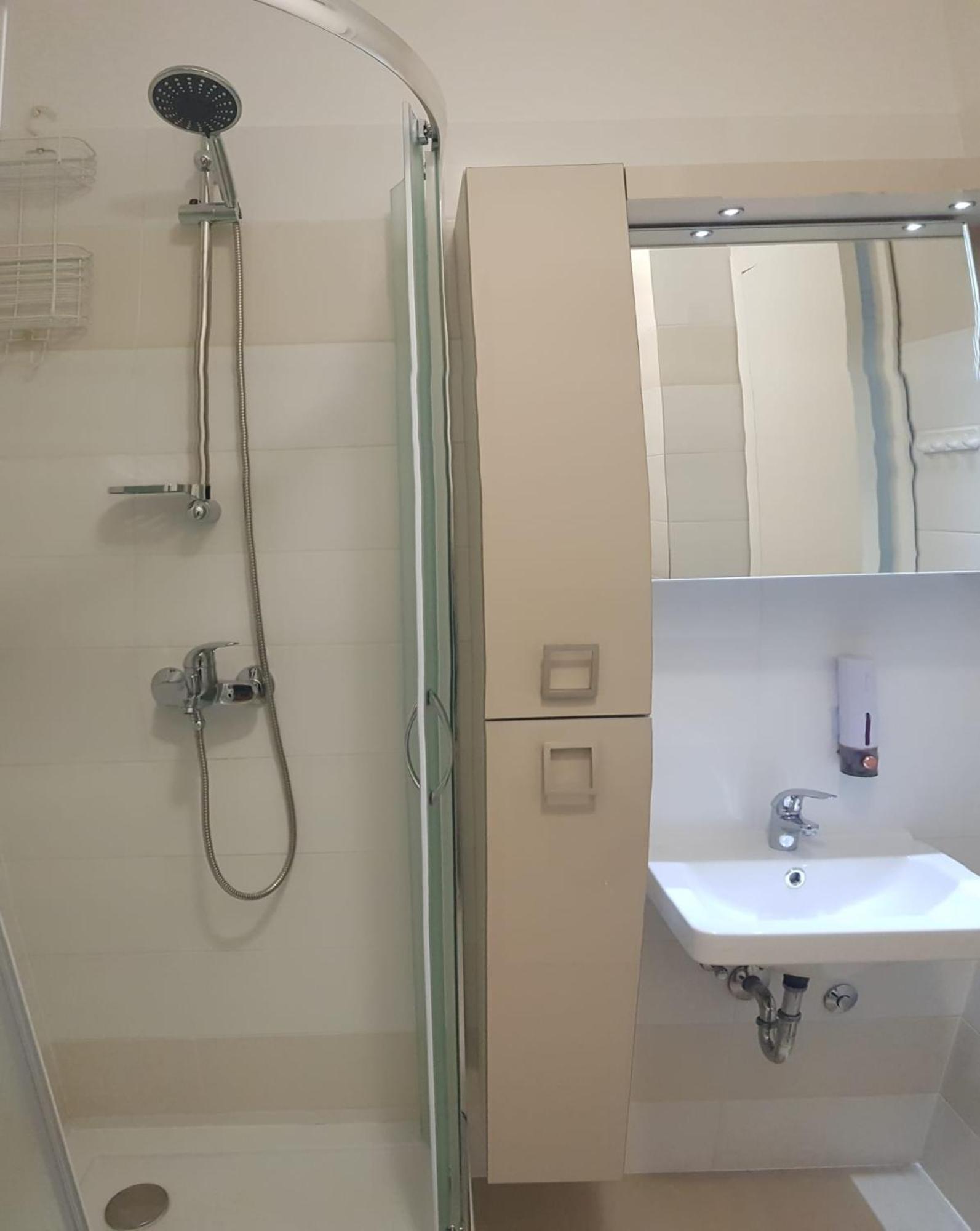 Apartmán Verdi With Free Private Parking Space