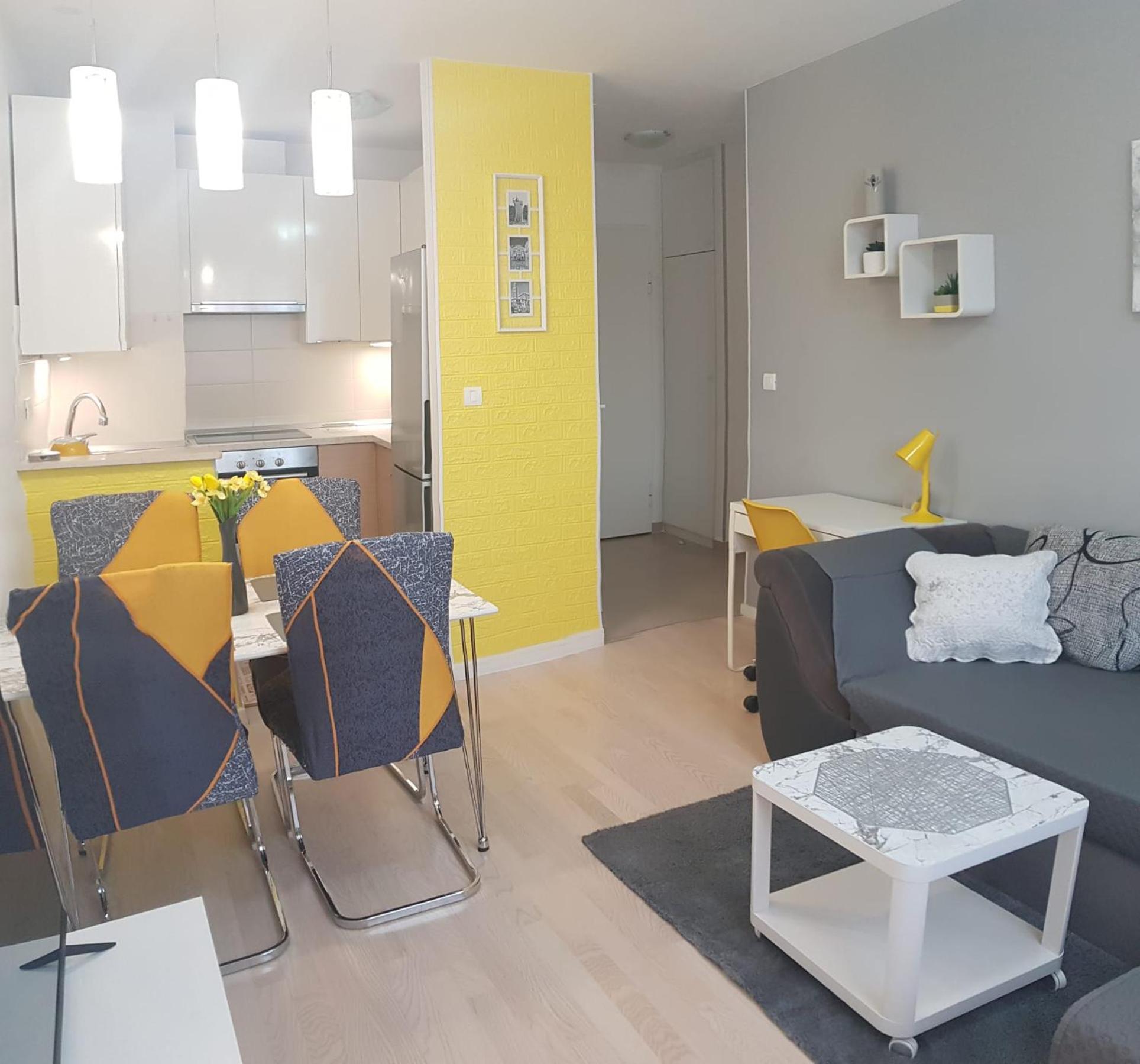 Verdi With Free Private Parking Space * Split